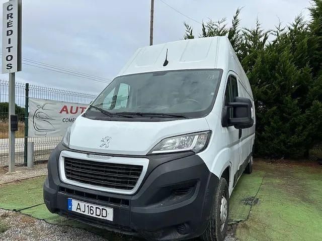 Branco Usado 2021 Peugeot Boxer Van | € 18.900 (Preço justo) - Imagem 1/4