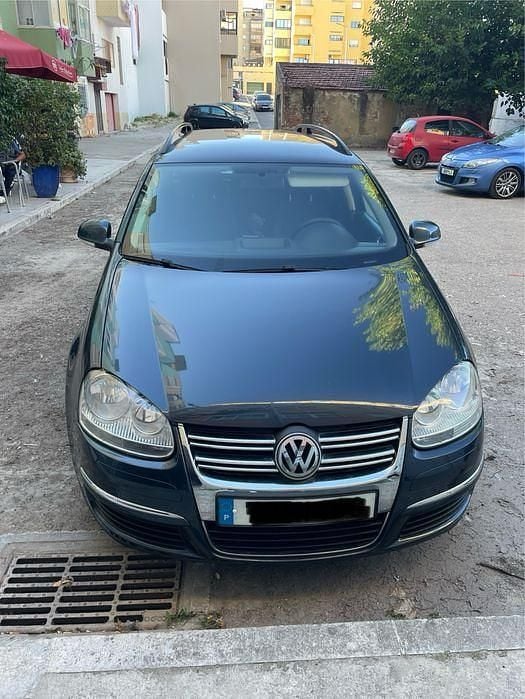 Usado 2007 VW Golf V Sedan | € 8.000 - Imagem 1/4