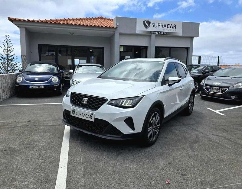 Branco Usado 2024 Seat Arona SUV | € 20.790 (Preço justo) - Imagem 1/4