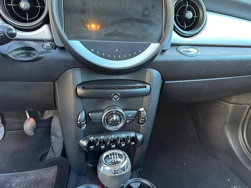 Usado Mini ONE 90 HP (66 kW) 2013 Preto Citadino