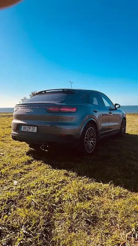 Usado Porsche Cayenne Platinum Edition 462 HP (339 kW) 2019 Cinzento SUV