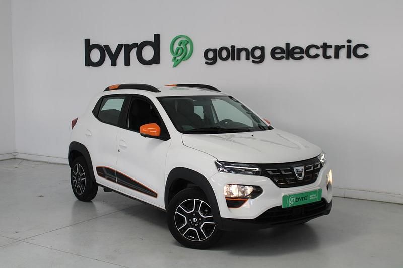 Branco Usado 2022 Dacia Spring Comfort Plus Citadino | € 11.900 (Preço justo) - Imagem 1/4