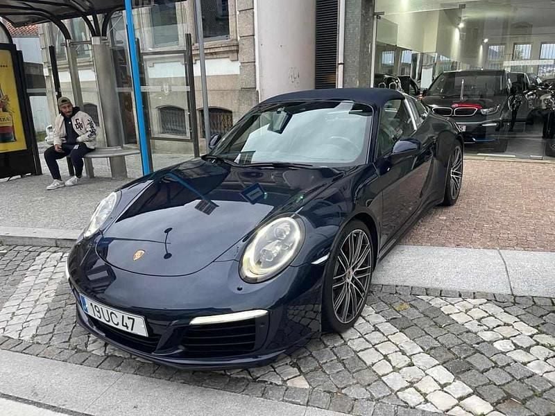 Azul Usado 2018 Porsche 991 | € 154.900 - Imagem 1/4