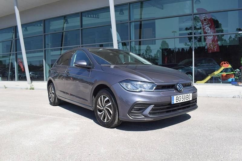 Cinzento Usado 2023 VW Polo | € 17.900 (Preço justo) - Imagem 1/4