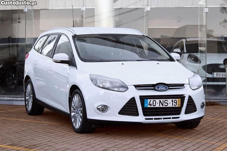 Branco Usado 2013 Ford Focus Titanium Carrinha | € 8.750 (Preço justo) - Imagem 1/1