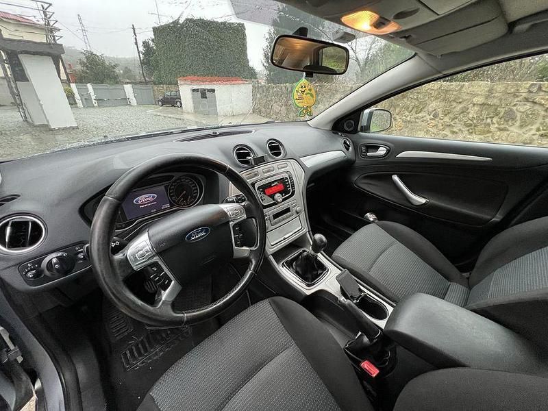Usado Ford Mondeo 125 HP (91 kW) 2008 Sedan
