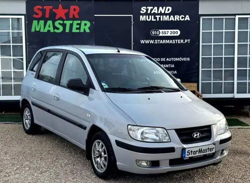 Cinzento Usado 2002 Hyundai Matrix Monovolume | € 3.480 - Imagem 1/4