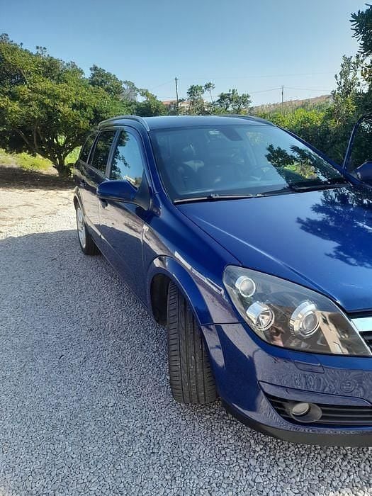 Usado 2005 Opel Astra Sedan | € 3.900 (Preço justo) - Imagem 1/4