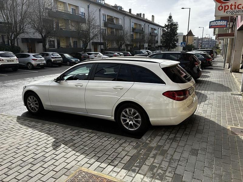 Usado Mercedes C200 Advantage 160 HP (117 kW) 2019 Sedan