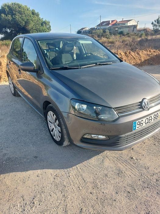 Usado 2015 VW Polo Sedan | € 9.750 (Preço justo) - Imagem 1/4