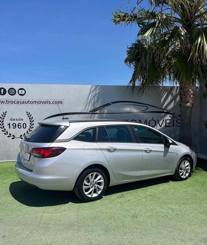 Usado Opel Astra Dynamic 110 HP (80 kW) 2019 Cinza Carrinha