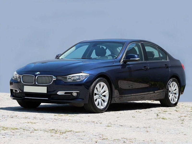 Usado 2015 BMW 318 Sedan | € 14.900 (Bom preço) - Imagem 1/4