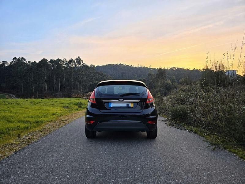 Usado Ford Fiesta 82 HP (60 kW) 2009 Citadino