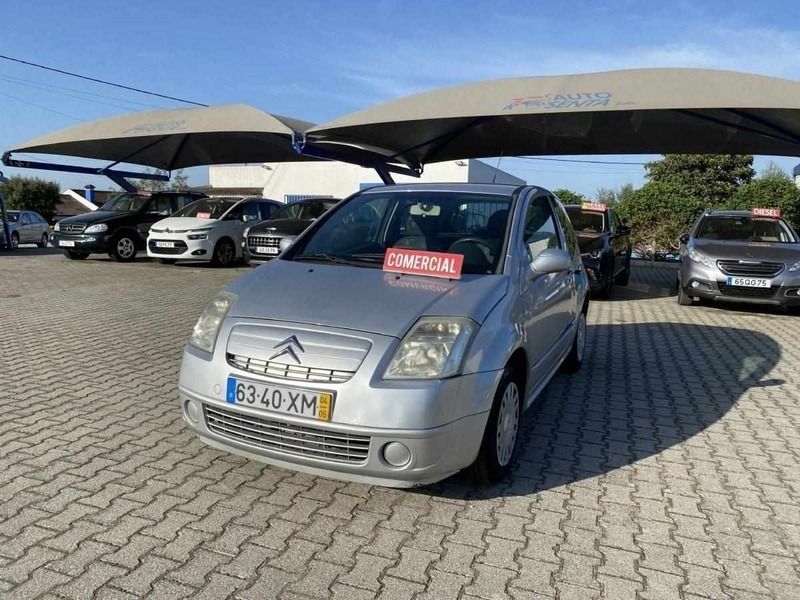 Cinzento Usado 2004 Citroën C2 VTR Sport Citadino | € 3.800 (Preço justo) - Imagem 1/4