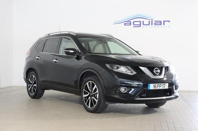 Preto Usado 2015 Nissan X-Trail Tekna SUV | € 17.500 (Preço justo) - Imagem 1/4