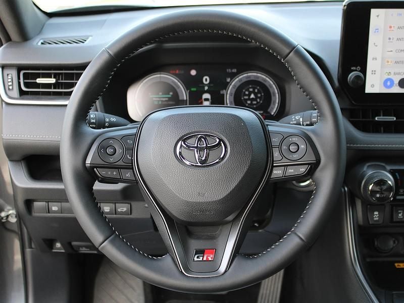 Usado Toyota RAV4 Hybrid Sport 306 HP (225 kW) 2025 Cinza (pintura metalizada) SUV