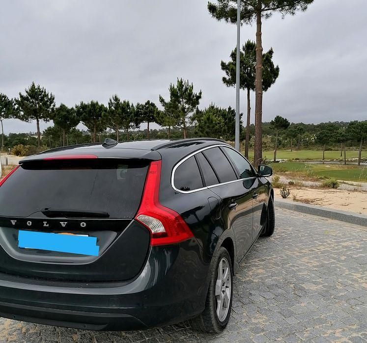 Usado 2012 Volvo V60 Carrinha | € 7.990 (Preço justo) - Imagem 1/4