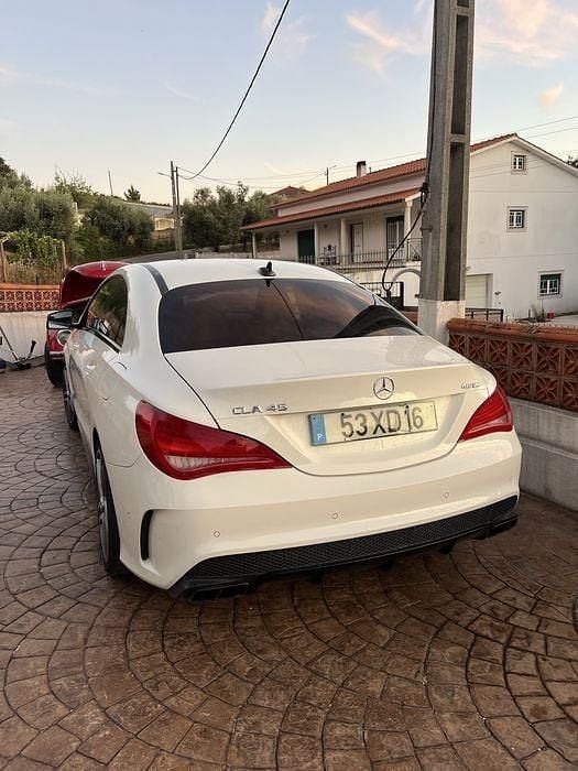 Usado Mercedes CLA45 AMG AMG 381 HP (280 kW) 2016 Sedan