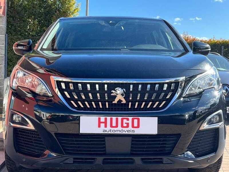 Usado Peugeot 5008 Active 130 HP (95 kW) 2020 Preto Monovolume