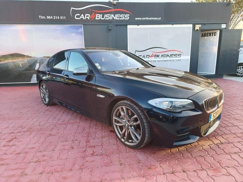 Preto Usado 2012 BMW M550 Sedan | € 29.990 - Imagem 1/4