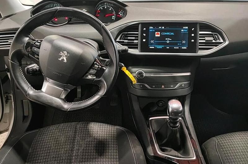 Usado Peugeot 308 Business-Line 102 HP (75 kW) 2019 Branco