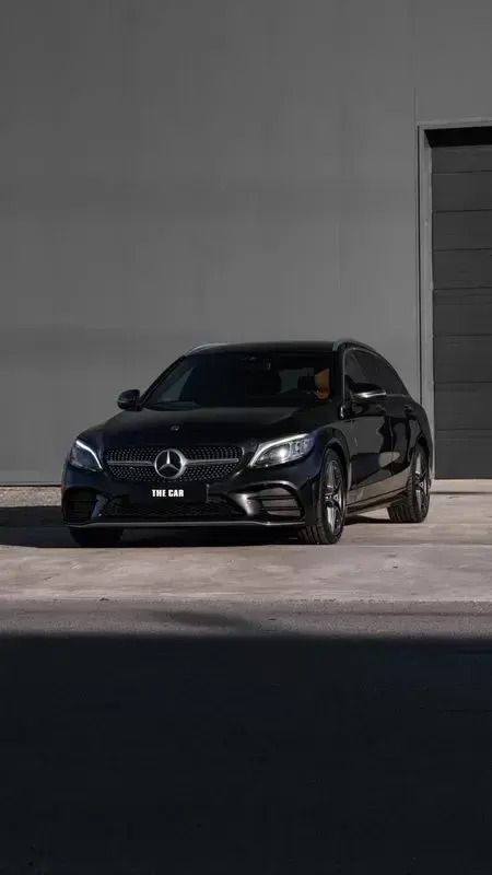 Cinzento Usado 2020 Mercedes C220 AMG line Carrinha | € 29.000 (Bom preço) - Imagem 1/4