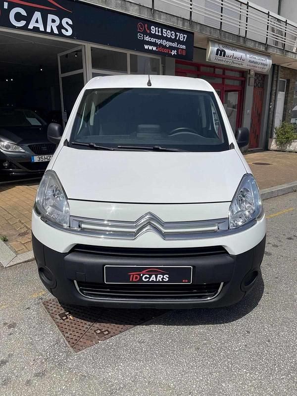 Usado Citroën Berlingo 90 HP (66 kW) 2013 Branco Monovolume