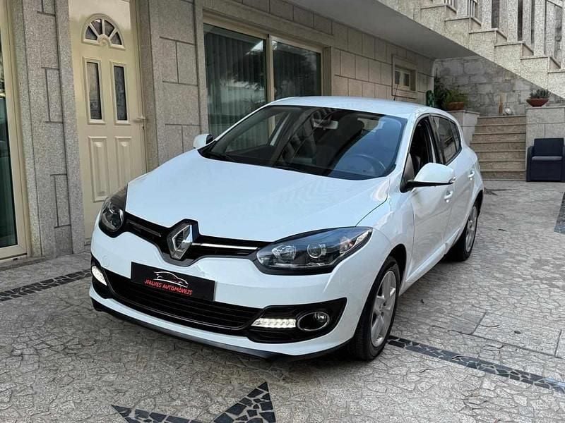 Branco Usado 2015 Renault Mégane III | € 9.750 (Bom preço) - Imagem 1/4