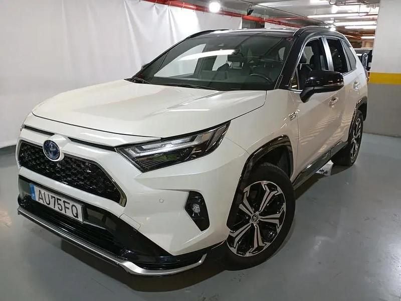Branco Usado 2022 Toyota RAV4 Hybrid SUV | € 40.990 (Preço justo) - Imagem 1/4