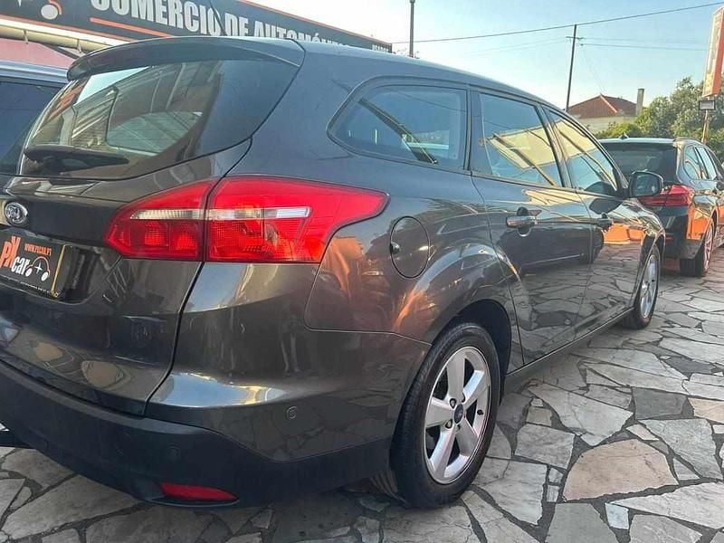 Cinza Usado 2015 Ford Focus Trend+ Carrinha | € 11.000 (Preço justo) - Imagem 1/3