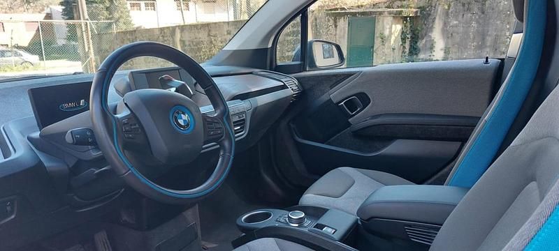Usado BMW i3 125 kW (170 HP) 2022 Azul Citadino