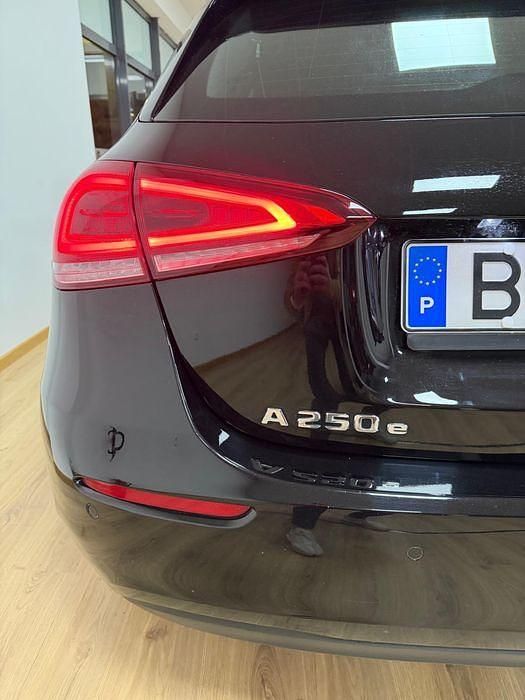 Usado Mercedes A250 218 HP (160 kW) 2022 Sedan