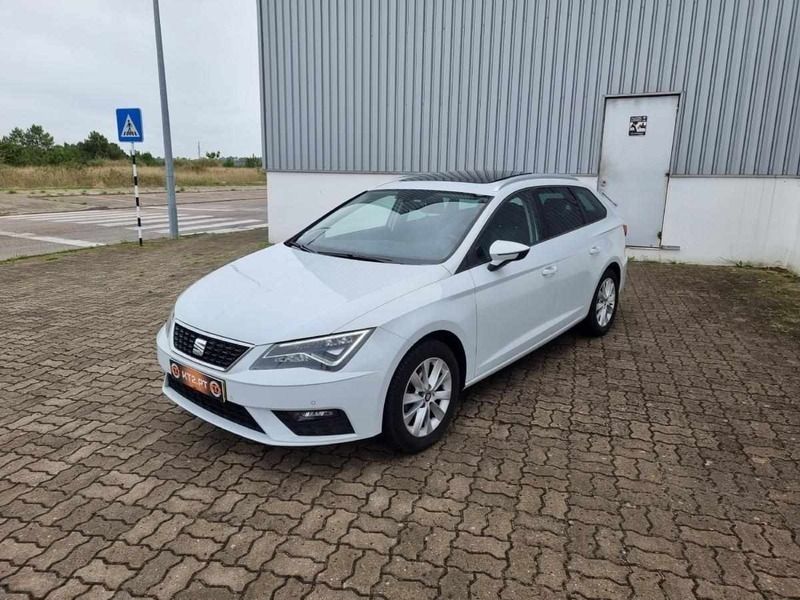 Branco Usado 2019 Seat Leon ST Style Carrinha | € 14.950 (Preço justo) - Imagem 1/4
