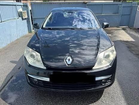 Usado 2008 Renault Laguna III Sedan | € 3.800 (Preço justo) - Imagem 1/4
