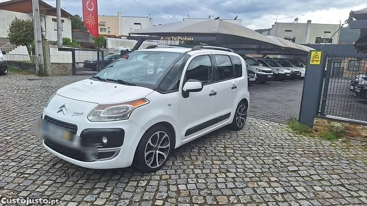 Branco Usado 2011 Citroën C3 Picasso Exclusive Monovolume | € 6.990 - Imagem 1/1