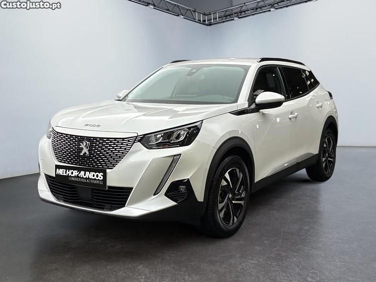 Branco Usado 2021 Peugeot e-2008 Allure SUV | € 16.750 (Preço justo) - Imagem 1/1