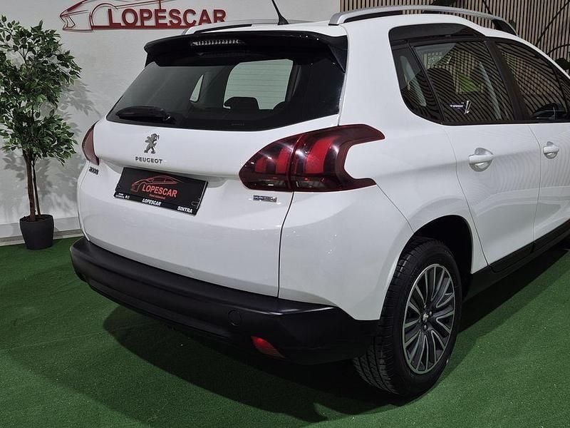 Usado Peugeot 2008 82 HP (60 kW) 2016 SUV