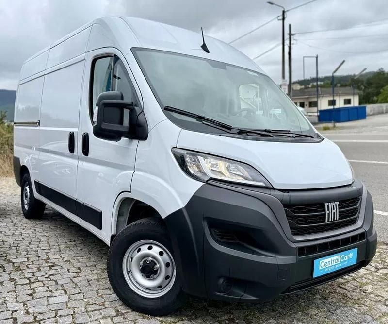 Branco Usado 2023 Fiat Ducato Van | € 26.950 (Super Preço) - Imagem 1/4