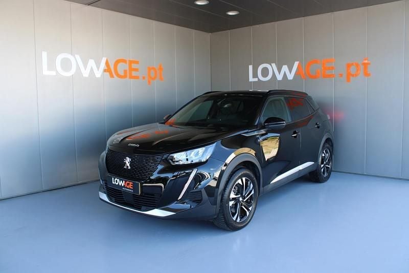 Preto Usado 2022 Peugeot e-2008 SUV | € 20.900 (Bom preço) - Imagem 1/4