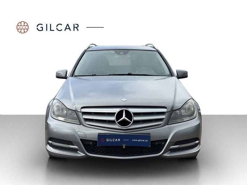 Usado Mercedes C220 Avantgarde Edition 170 HP (125 kW) 2011 Cinza Carrinha