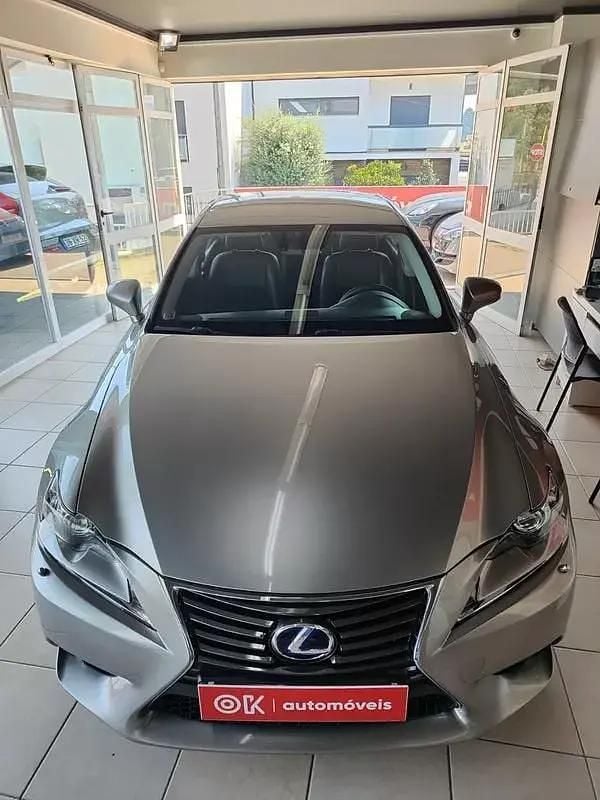 Usado Lexus IS300h Executive Line 223 HP (164 kW) 2013 Cinzento Sedan