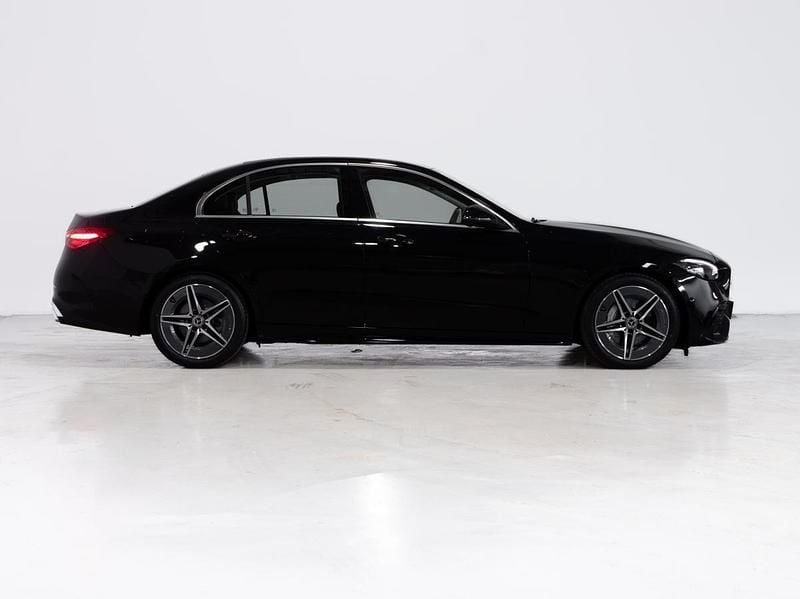 Usado Mercedes C180 Advanced 170 HP (125 kW) 2024 Preto Sedan