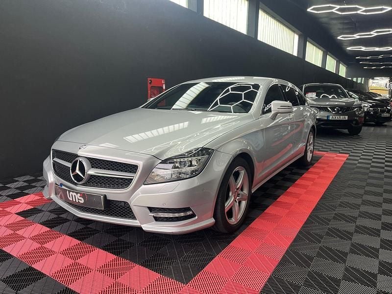 Usado Mercedes CLS250 204 HP (150 kW) 2013 Cinza Carrinha