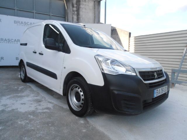 Usado Peugeot Partner 100 HP (73 kW) 2016 Branco Monovolume