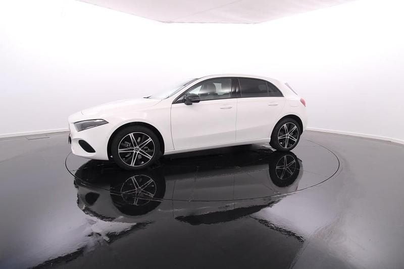 Branco Usado 2023 Mercedes A250 Advanced Sedan | € 33.900 (Super Preço) - Imagem 1/4