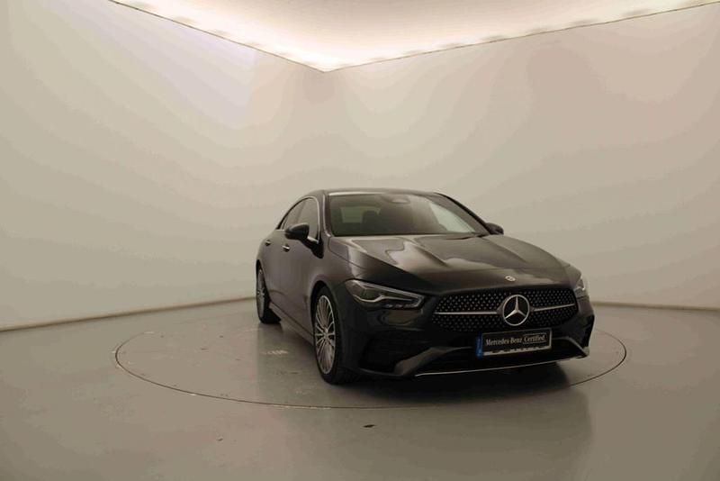 Preto Usado 2025 Mercedes CLA200 Sedan | € 47.990 (Caro) - Imagem 1/4
