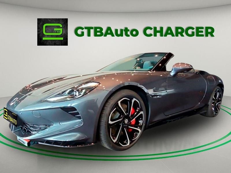 Cinza Usado 2025 MG ZS Sedan | € 71.900 - Imagem 1/4