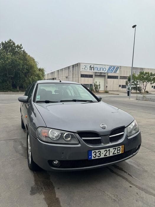 Usado 2004 Nissan Almera Sedan | € 2.100 - Imagem 1/4