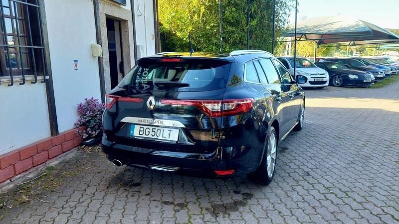 Usado Renault Mégane GrandTour Intens 115 HP (84 kW) 2019 Preto Carrinha