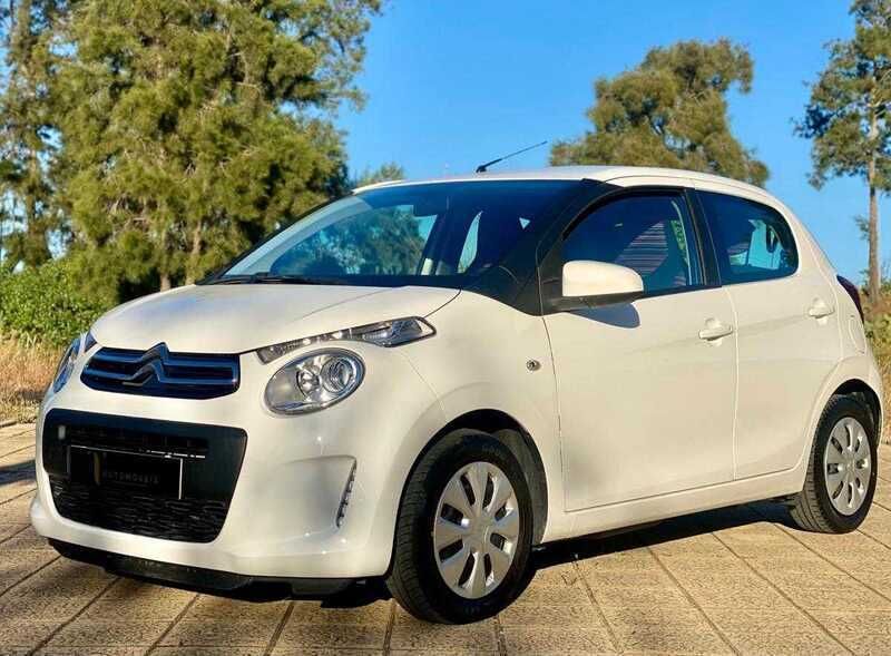 Branco Usado 2018 Citroën C1 Shine Citadino | € 11.900 - Imagem 1/4